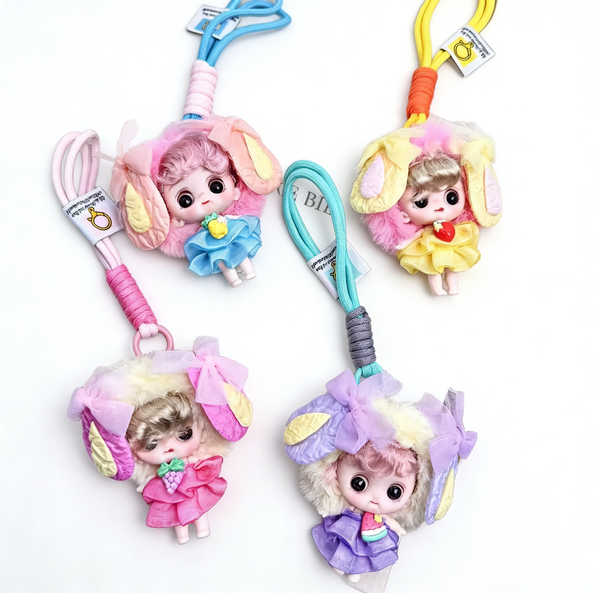 M01317 Llavero de Muñeco Niña - Image 1